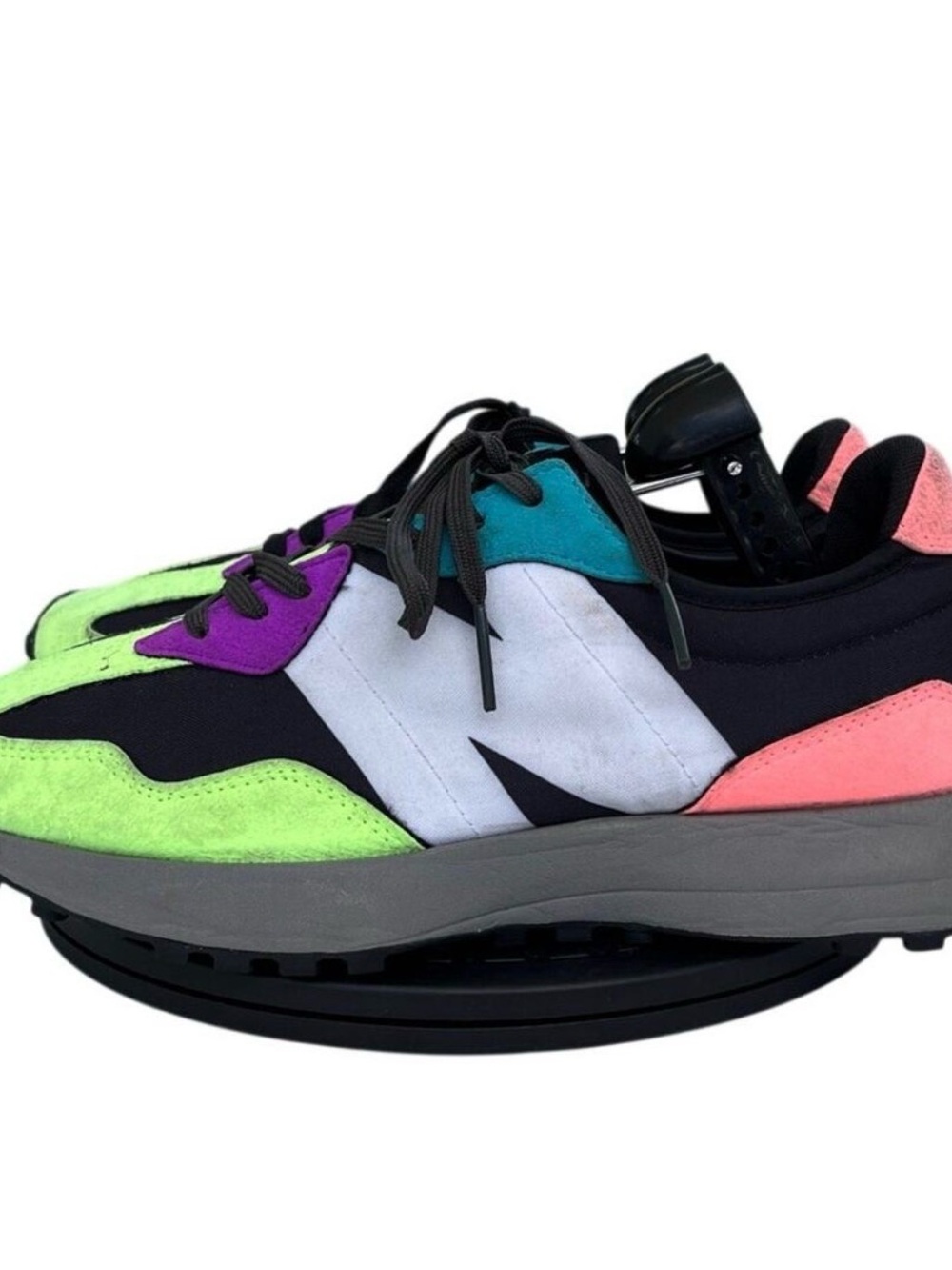 New Balance 327